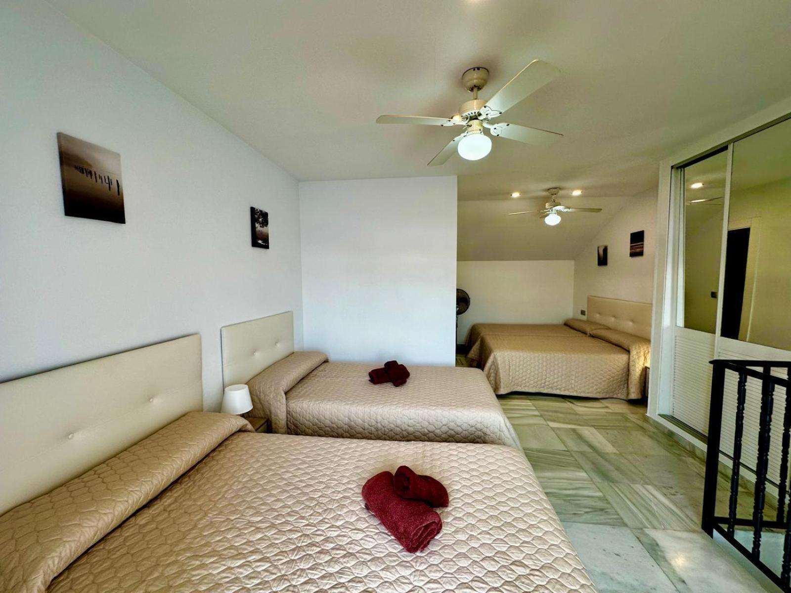 Apartamentos Las Rosas De Capistrano Nerja Ngoại thất bức ảnh
