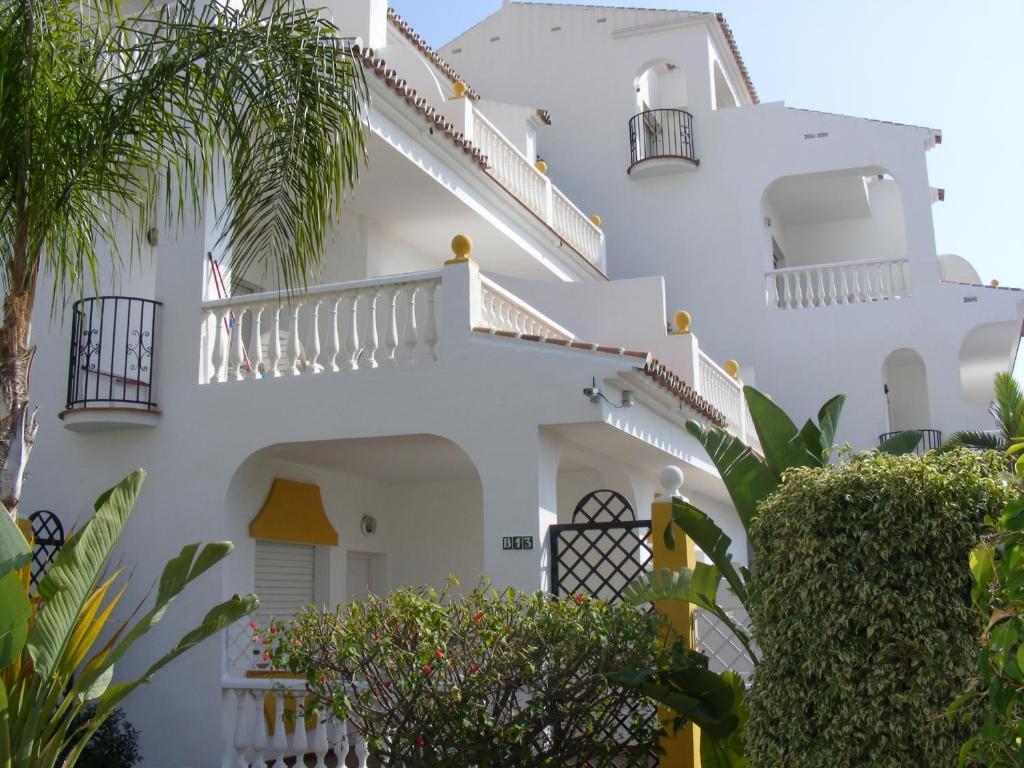 Apartamentos Las Rosas De Capistrano Nerja Ngoại thất bức ảnh