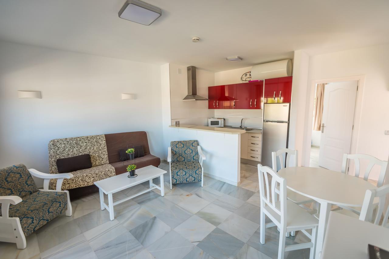 Apartamentos Las Rosas De Capistrano Nerja Ngoại thất bức ảnh